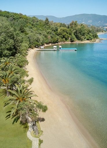 Daphnila Bay Dassia Korfu pláž